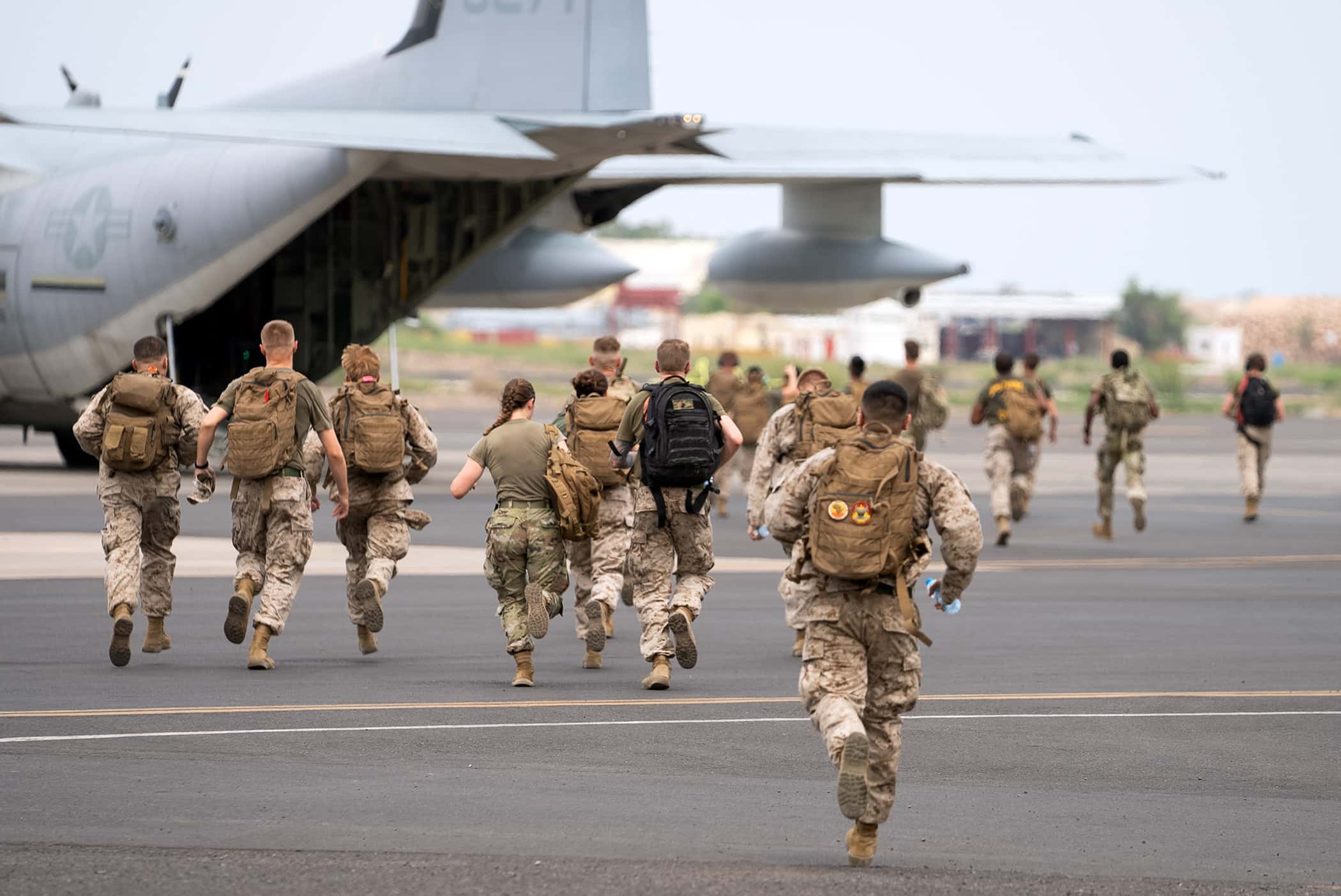 الدار - أعلنت القيادة المركزية الأميركية أن نحو 3500 من بحارة وجنود مش