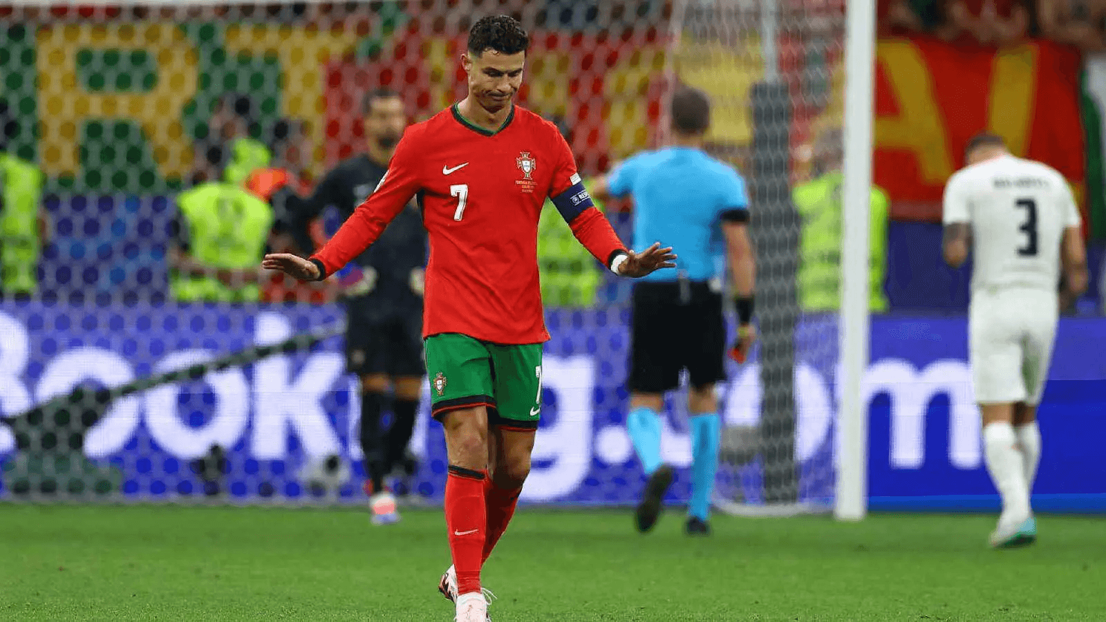 الدار -  أثارت مغادرة كريستيانو رونالدو لمعسكر منتخب البرتغال تداعيات