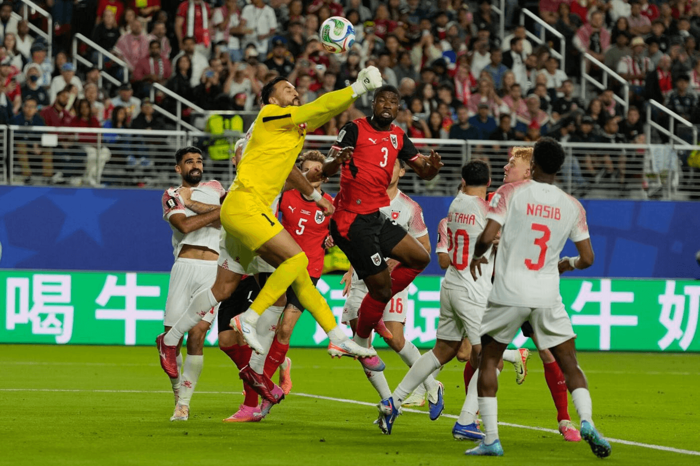 الدار - أكد حارس مرمى المنتخب الوطني لكرة القدم، يزيد أبو ليلى، أن مبا