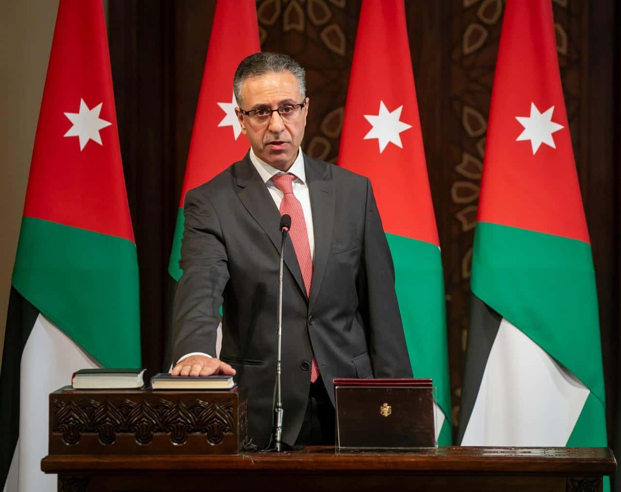 قال وزير الصناعة والتجارة والتموين يعرب القضاة إن الحكومة وضعت خطة للت