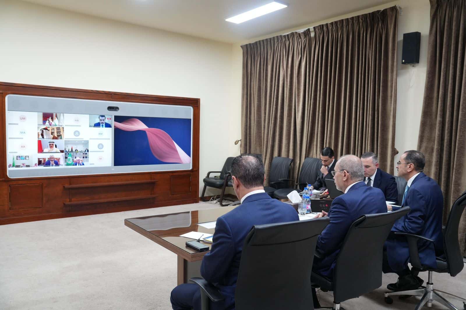 الدار - شارك نائب رئيس الوزراء ووزير الخارجية وشؤون المغتربين، أيمن ال