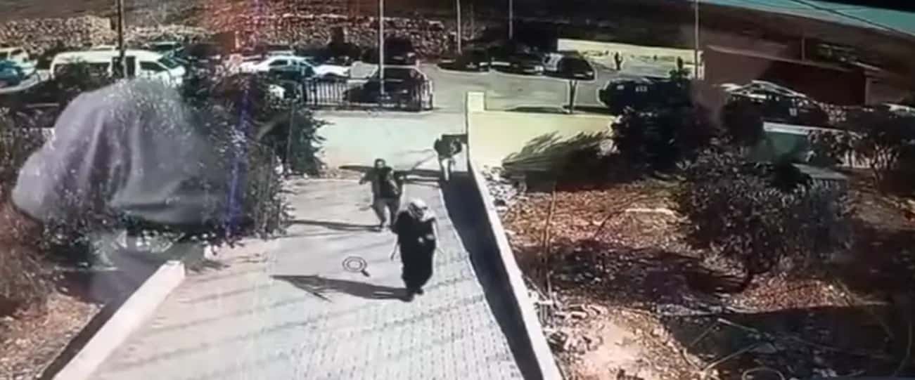 الدار -  رجح الخبير الأمني العين عمار القضاة أن العملية الإرهابية في ا