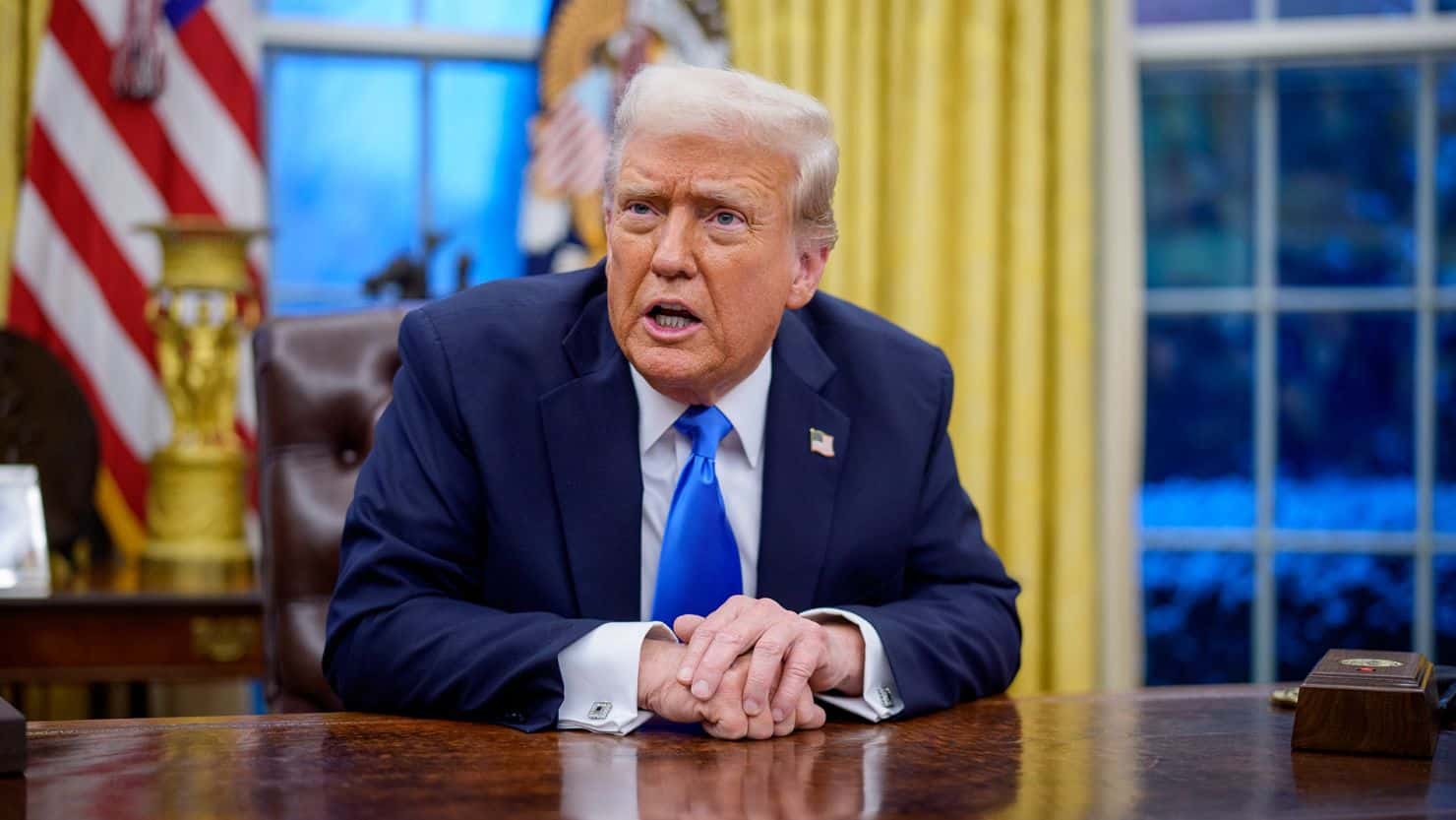 الدار - أعلن الرئيس الأمريكي دونالد ترمب أن أكبر جسر في إيران قد انهار