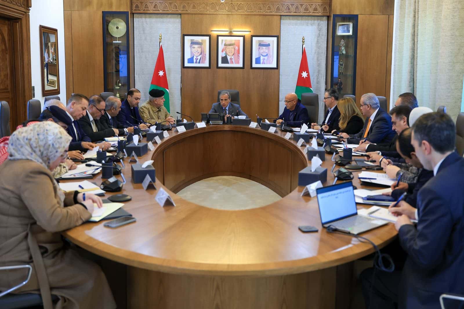 الدار -  قال رئيس الوزراء الدكتور جعفر حسَّان إنَّ توجيهات جلالة الملك