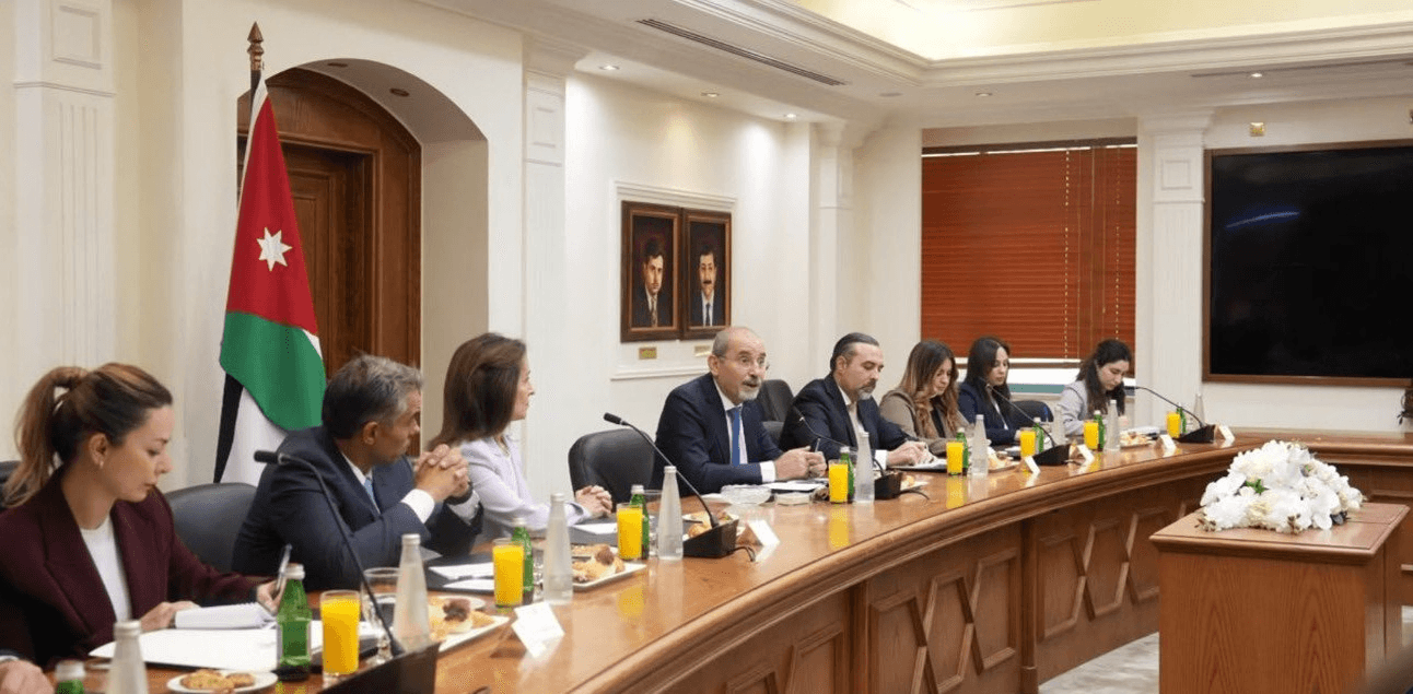 الدار - استقبل نائب رئيس الوزراء ووزير الخارجية وشؤون المغتربين، أيمن