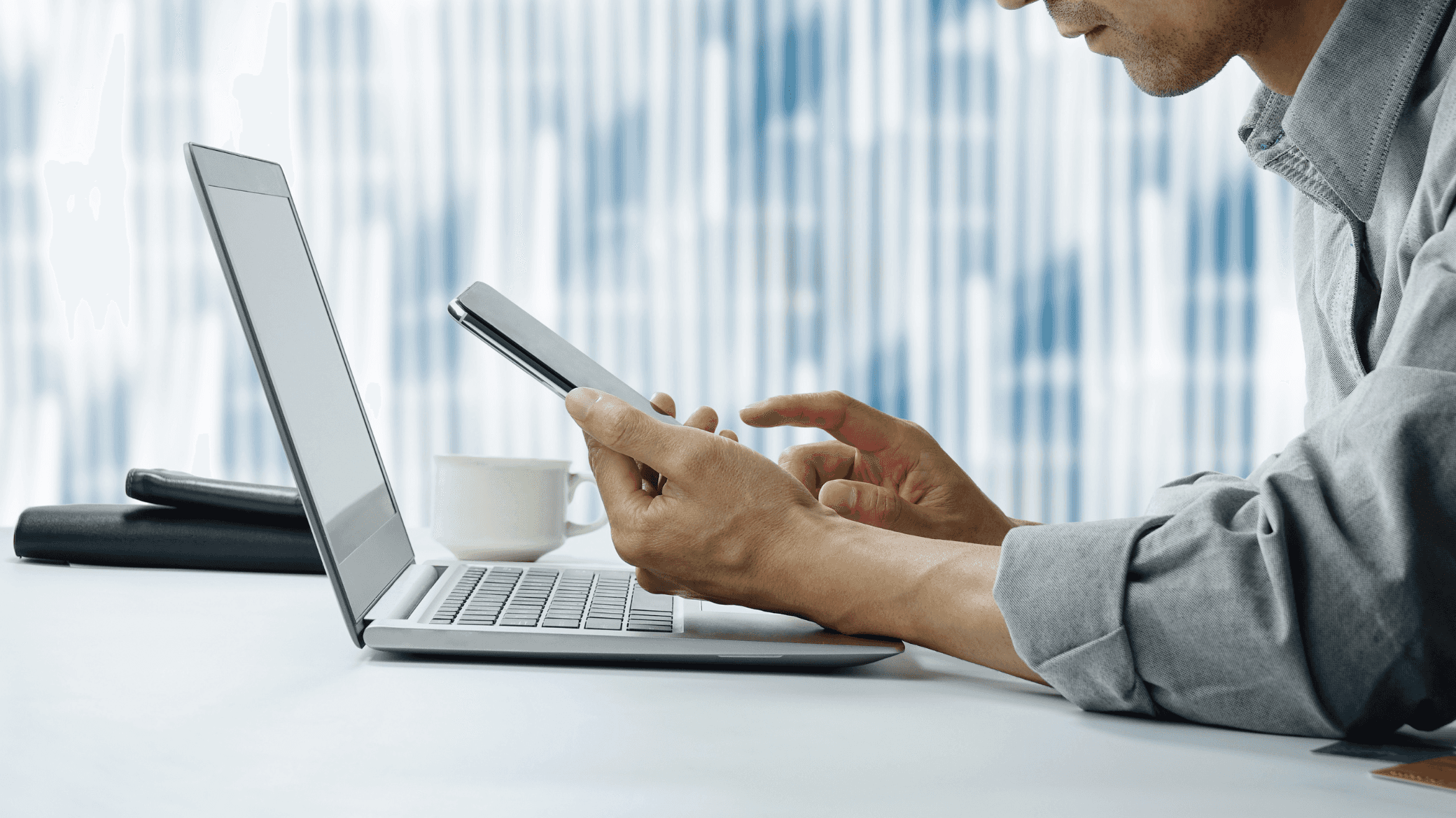 الدار - أوضح رئيس جمعية الرؤيا لمستثمري الأجهزة الخلوية سبب ارتفاع أسع