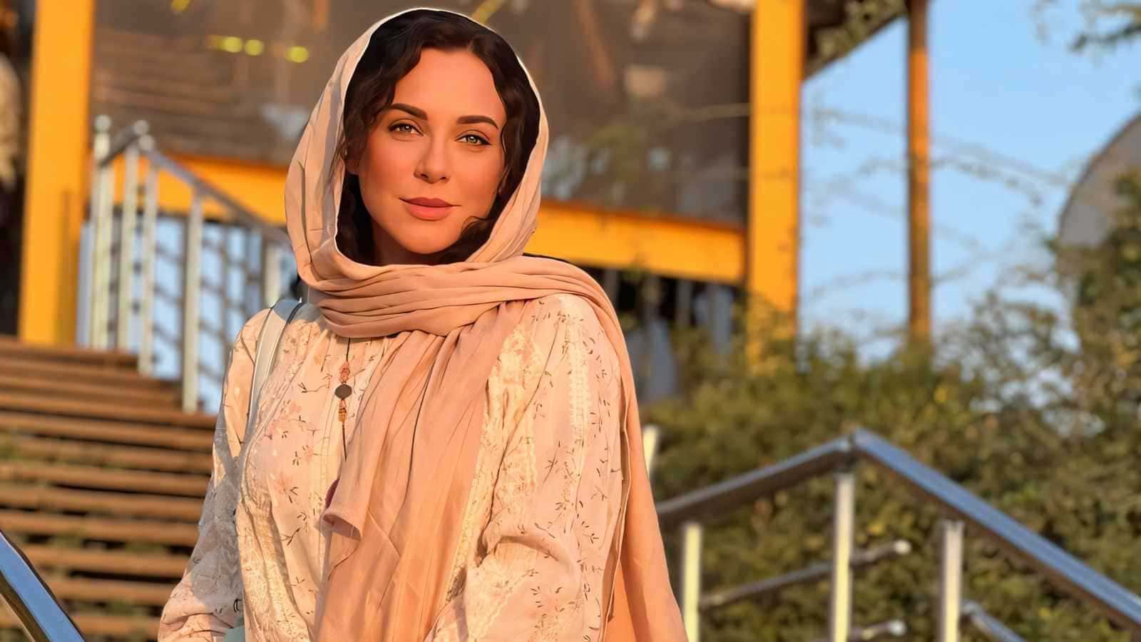 أثارت النجمة السورية سلاف فواخرجي جدلًا واسعًا بعد تدوينة مطوّلة نشرته