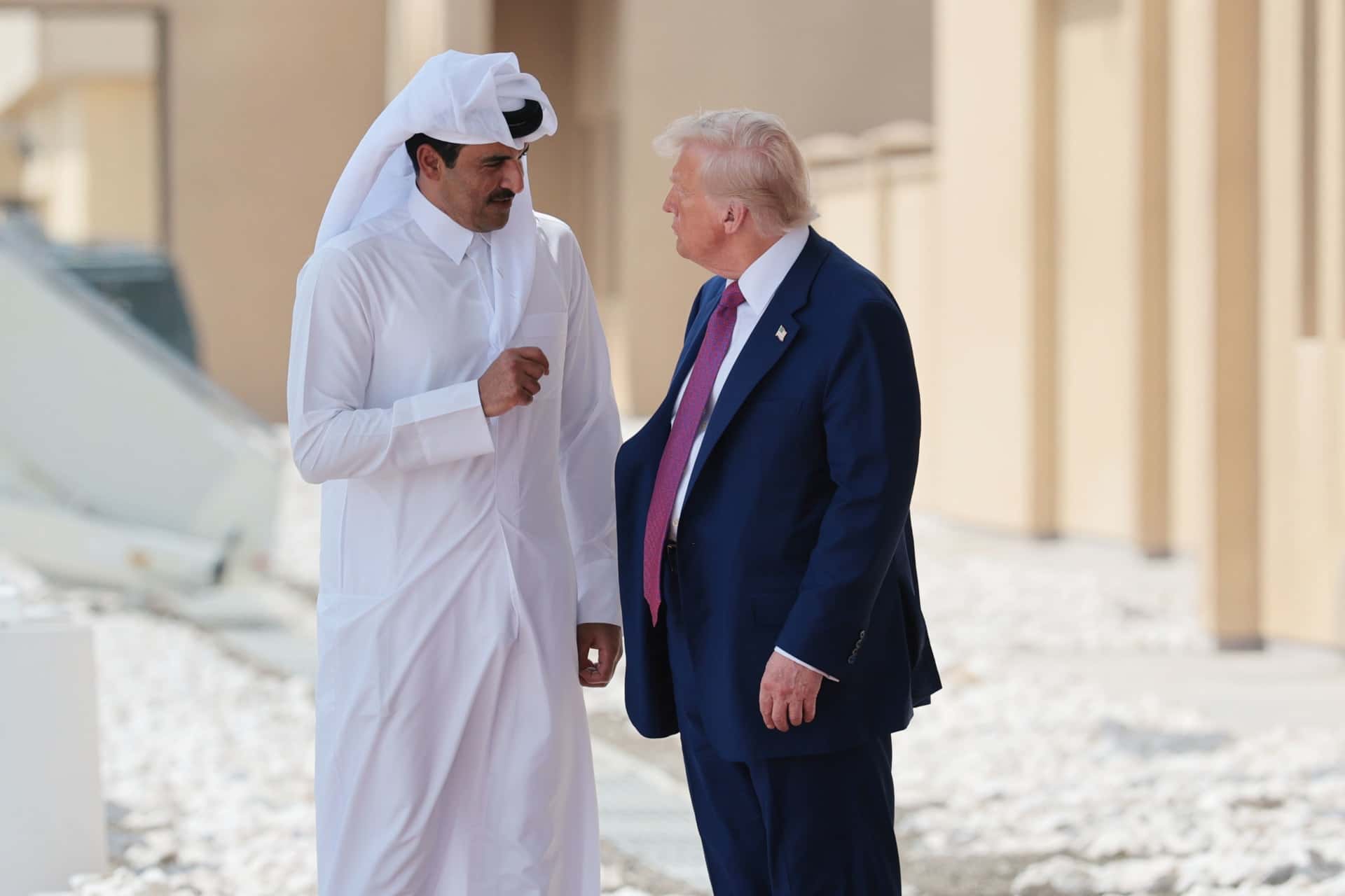 الدار - أعلن الديوان الأميري القطري أن أمير قطر الشيخ تميم بن حمد آل ث