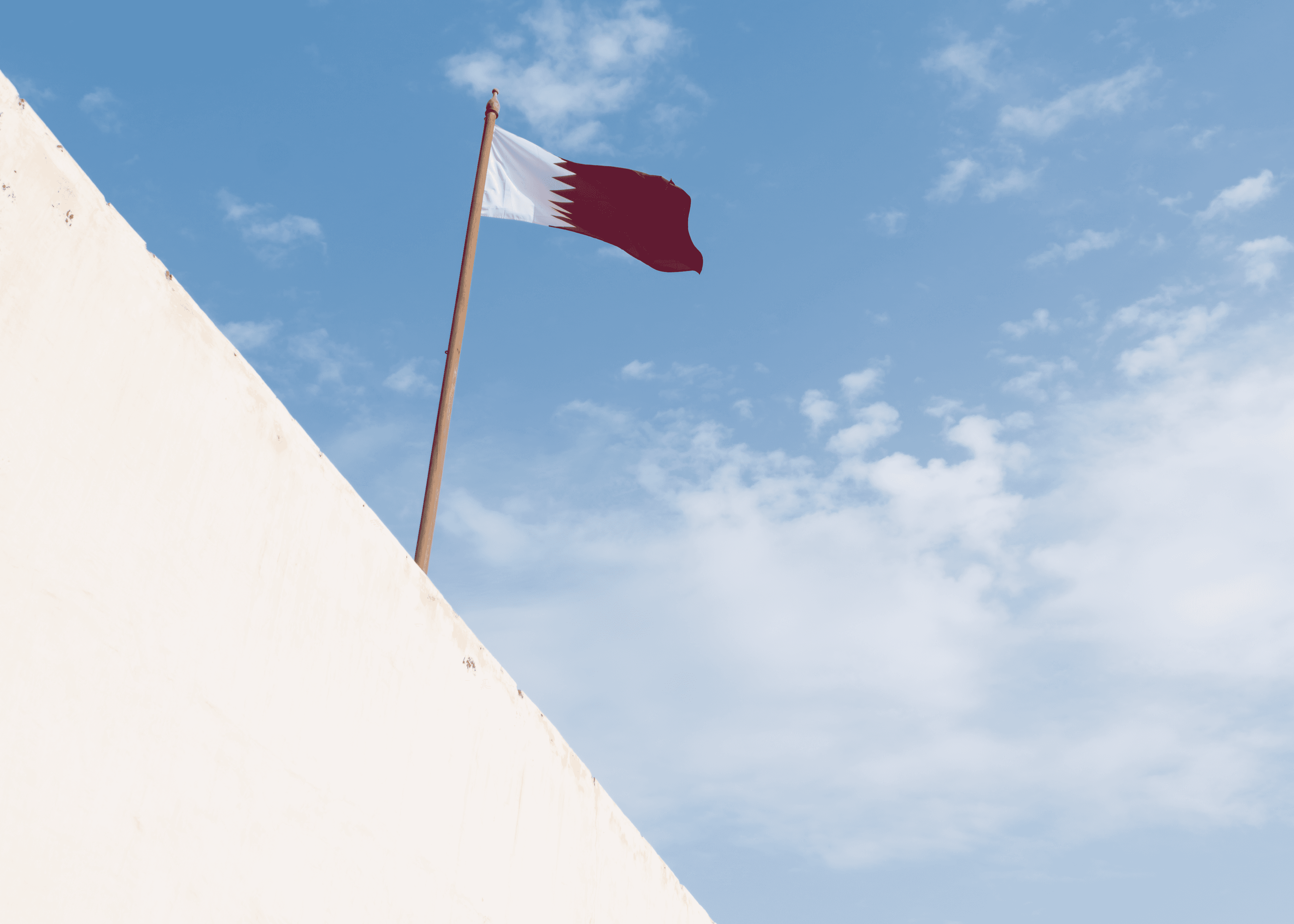 الدار - انطلقت في العاصمة القطرية الدوحة، يوم الأربعاء، محادثات فنية غ