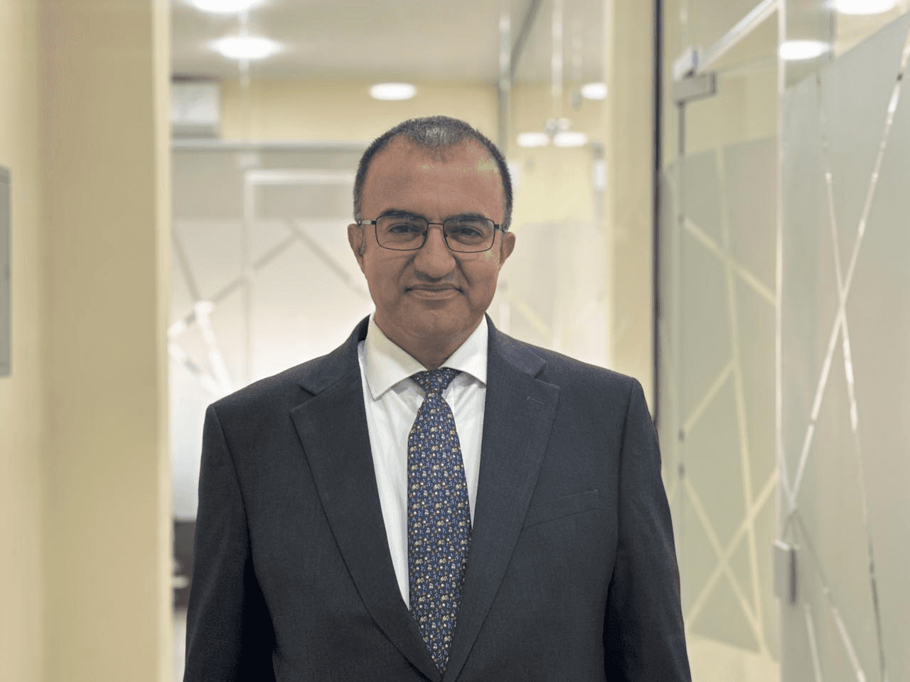 قال مدير مركز الحياة "راصد"، عامر بني عامر، إن حجم المجاملة والرقابة ا