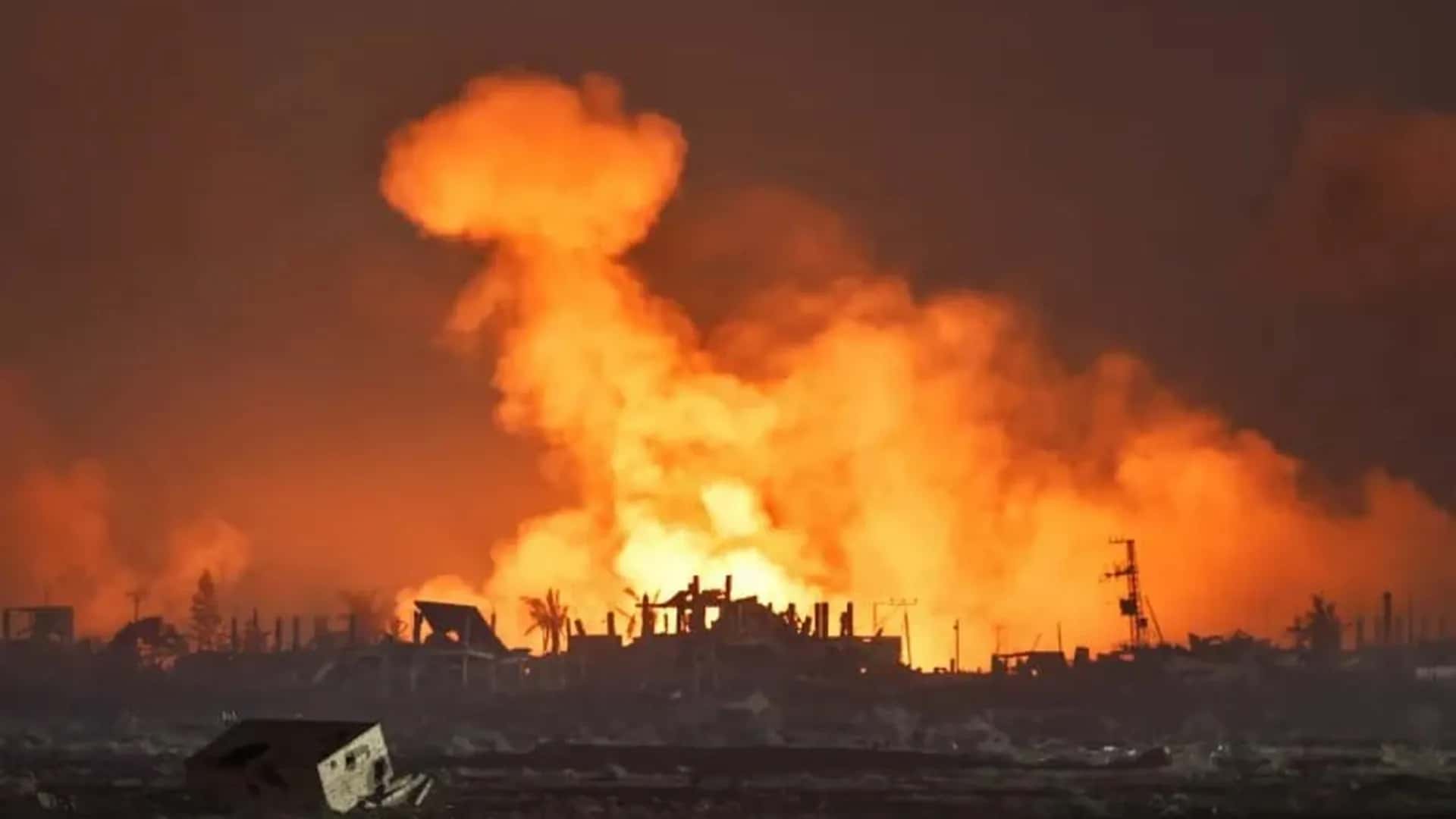 الدار -  أصيب 12 فلسطينيا على الأقل، الجمعة، بينهم رجل وزوجته وأطفالهم