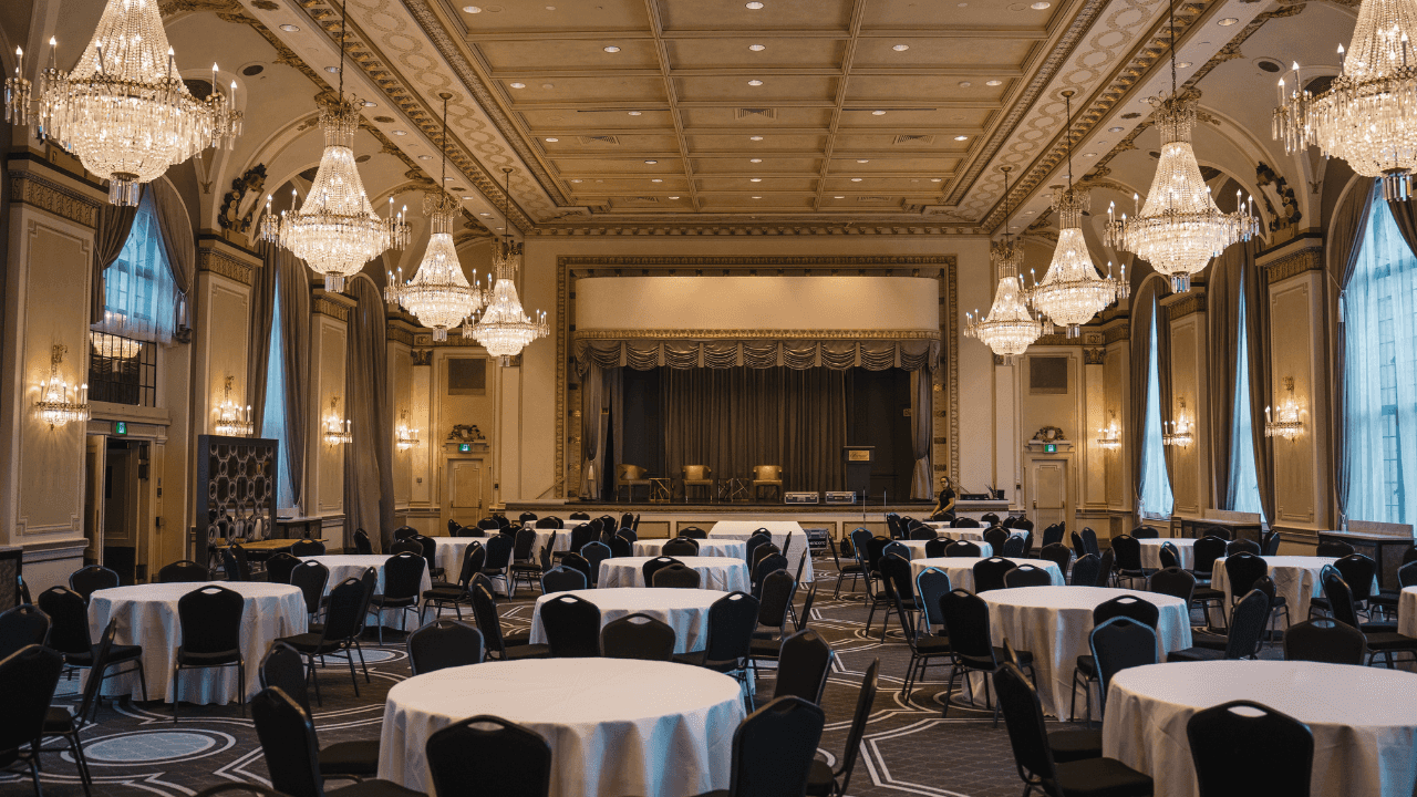 محمد المناصير _قال نقيب أصحاب قاعات وصالات الأفراح ومكاتب تنظيم الحفلا