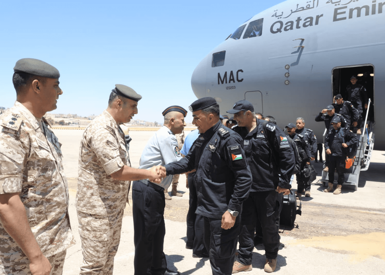الدار - عاد فريق البحث والإنقاذ الأردني الدولي إلى أرض الوطن على متن ط
