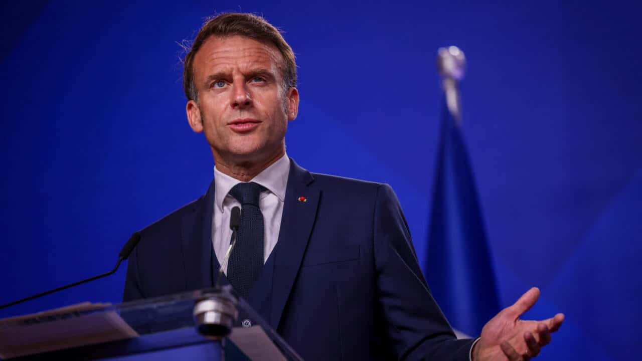 قال الرئيس الفرنسي إيمانويل ماكرون إن قرار الحرب في إيران اتخذه الأمري