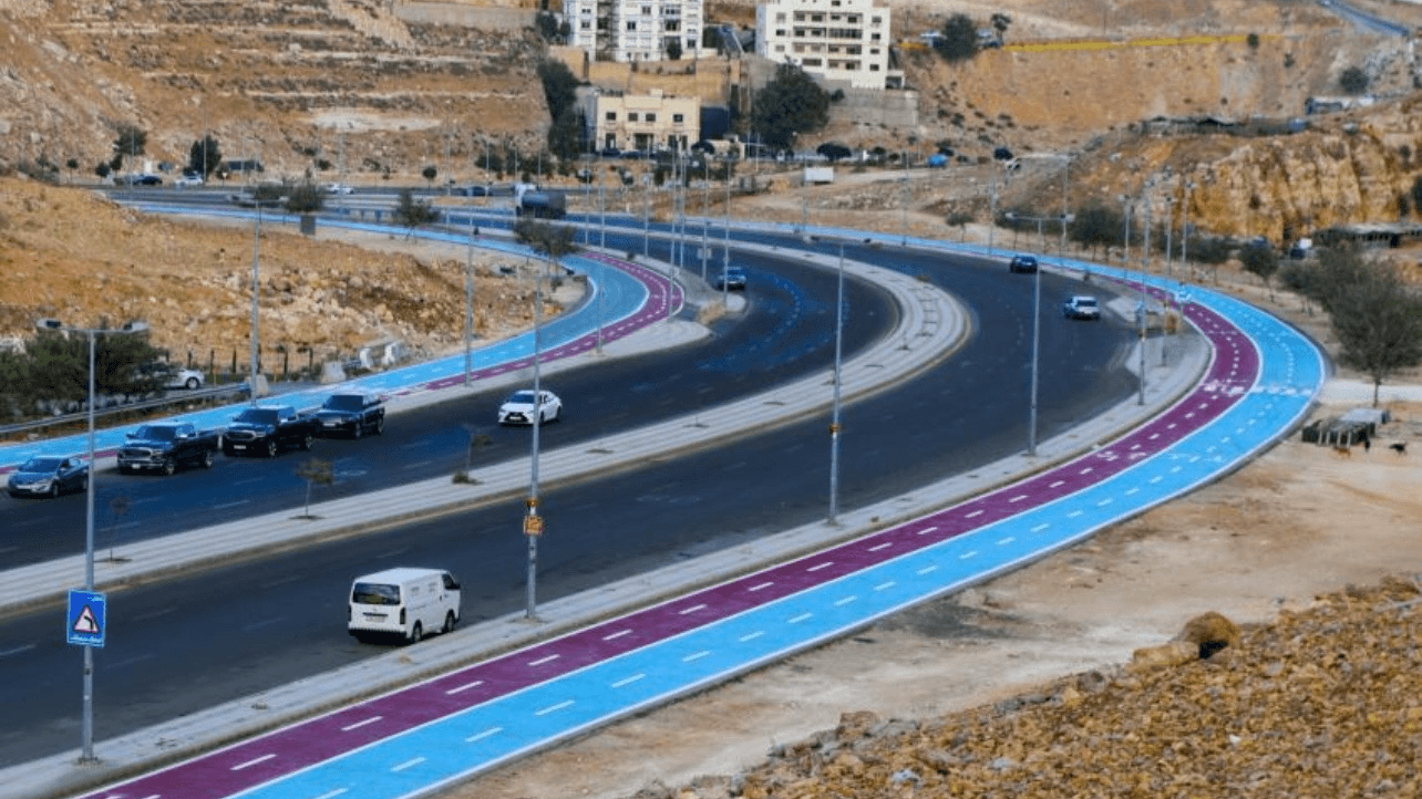 الدار - يكون الطقس، اليوم الأحد وحتى الثلاثاء، معتدل الحرارة في أغلب م