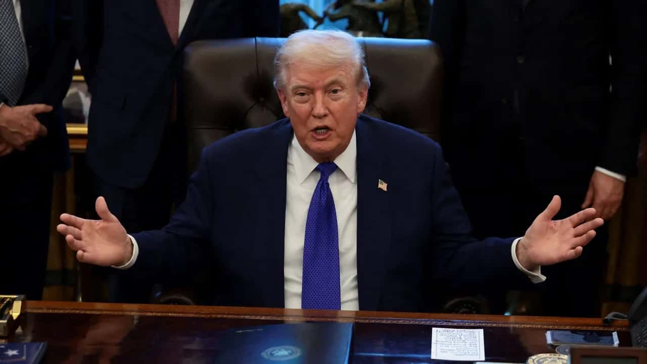 الدار - قال الرئيس الأمريكي دونالد ترمب، إن على المرشد الإيراني علي خا