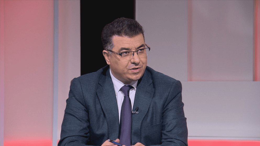 الحنيفات يرد على اتهامات الفساد: "حملة تضليل" وسنتجه للقضاء