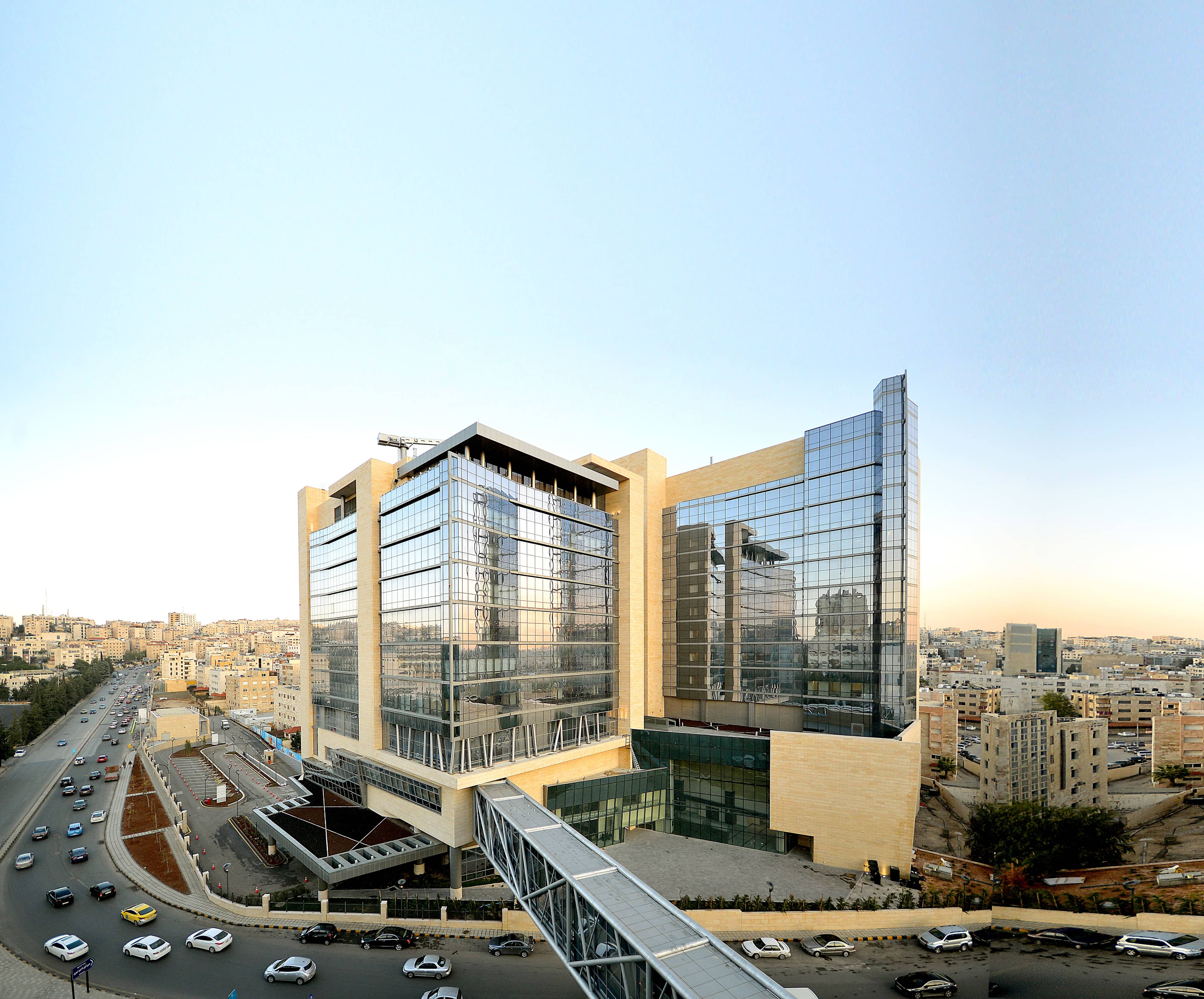 الحكومة تصرف 62 مليون دينار لمؤسسة الحسين للسرطان لتأمين 4.1 مليون مواطن