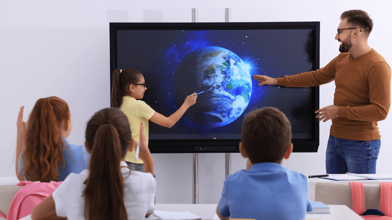 الأردنية ألفريدو التعليمية تستحوذ على شركة توتر هاوس Tutor House البريطانية لبناء منصة تعليمية موحّدة