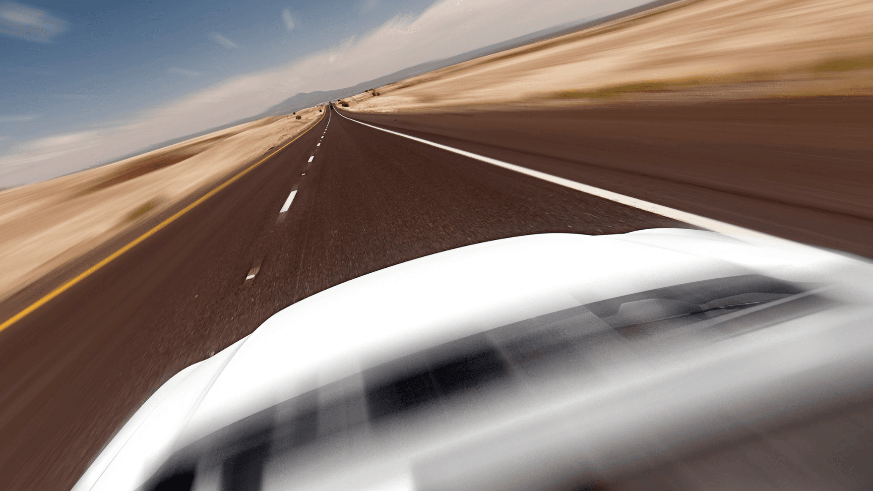 الدوريات الخارجية: ضبط مركبة تسير بسرعة 237 كم/ ساعة على طريق الزرقاء