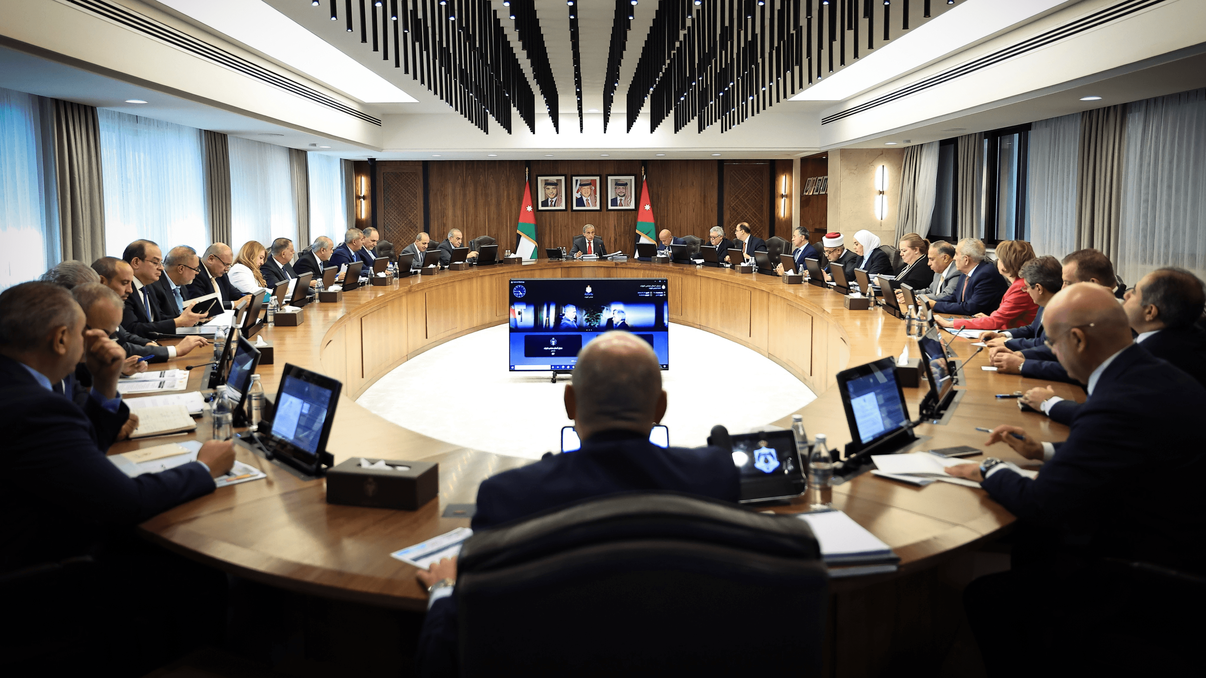 قرارات مهمة من مجلس الوزراء للأردنيين