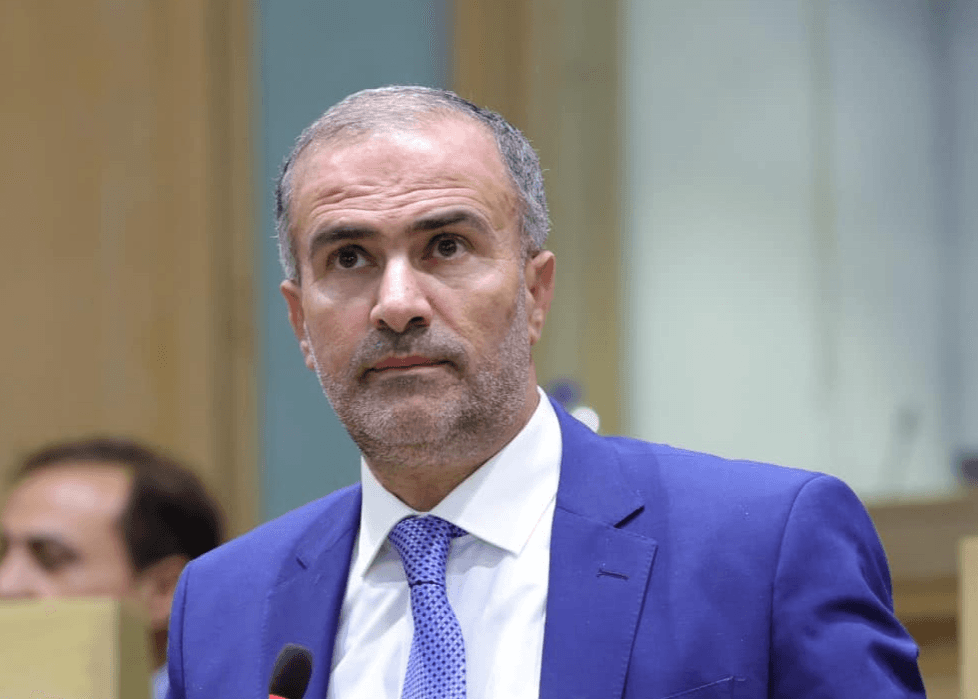 فريحات لـ"الدار: الحكومة لم تأتِ بجديد بموافقتها على آلية التعويض