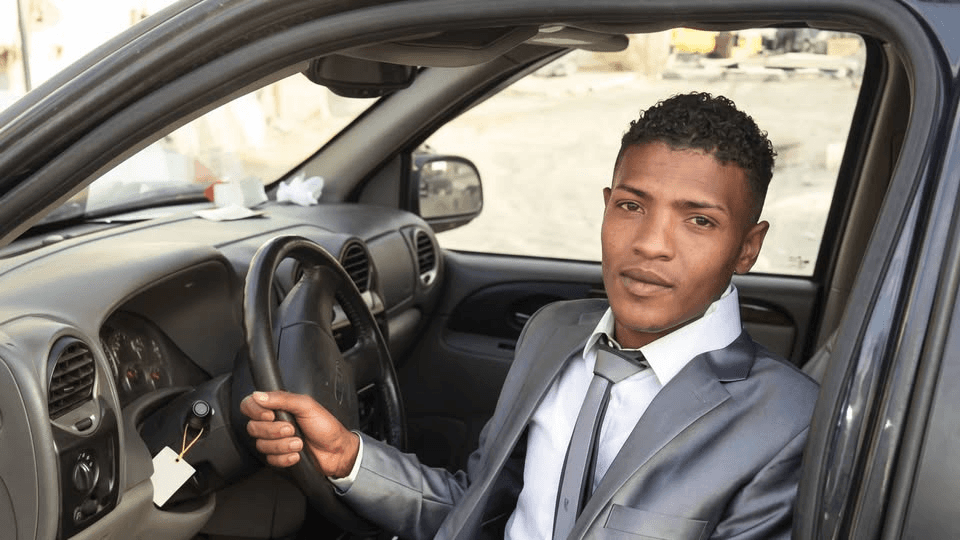 رحلة العودة تحولت لمأساة.. تفاصيل رحيل عدي المحافظة وزوجته تاركين خلفهما 5 أطفال أصغرهم رضيع