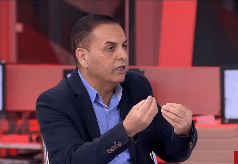 الكاتب بشير الدعجة: اللي عنده ولد عنصري… يلجمه ويكسره قبل ما يكسرنا