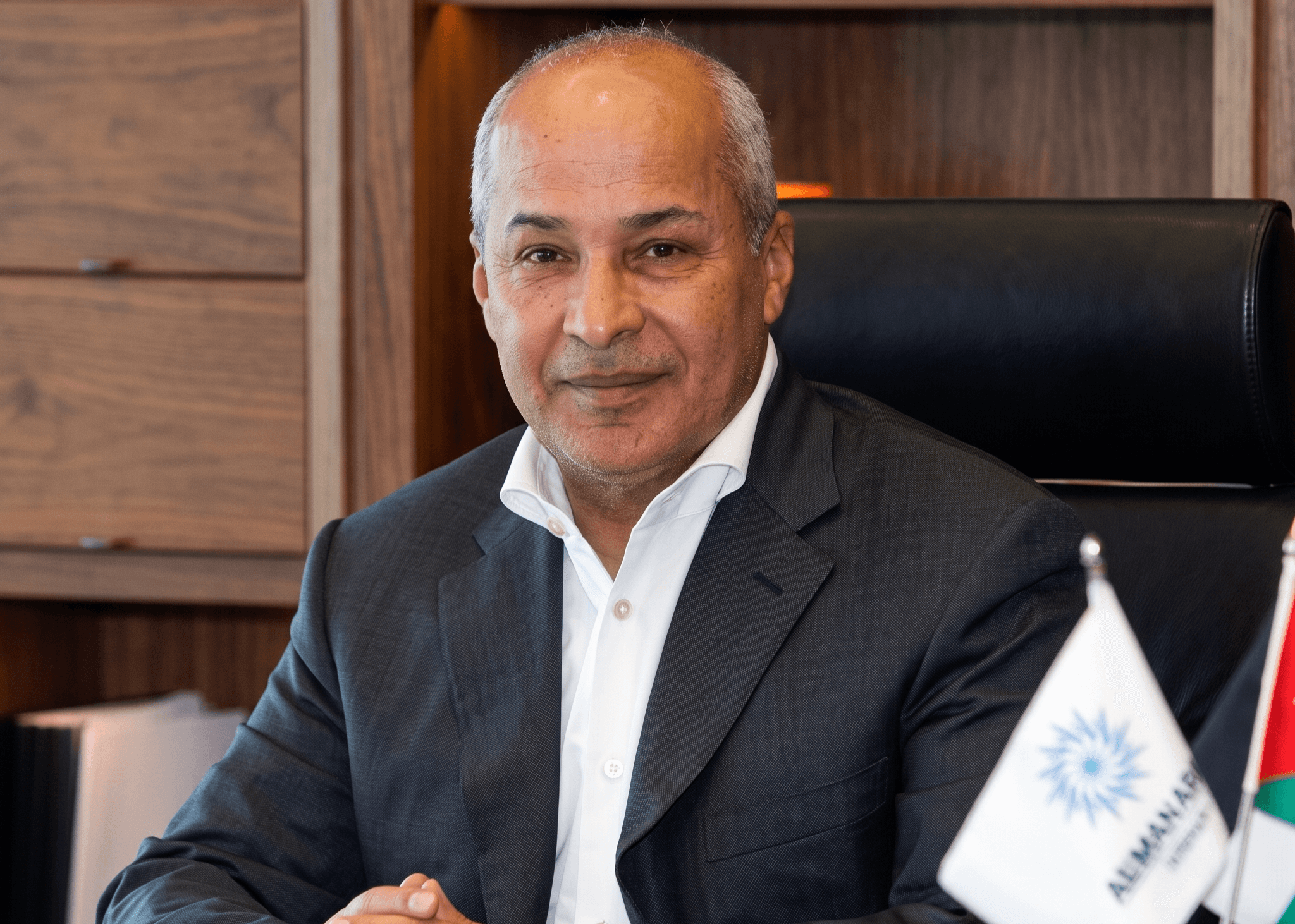 المناصير يرد على شائعات زواجه من ابنة رئيس الوزراء الروسي وترأسه عصابة