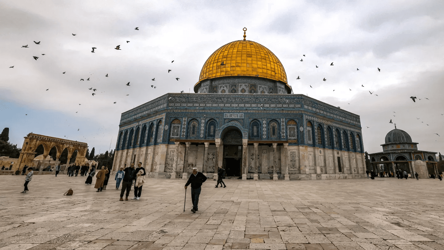 الاحتلال الإسرائيلي يغلق أبواب المسجد الأقصى
