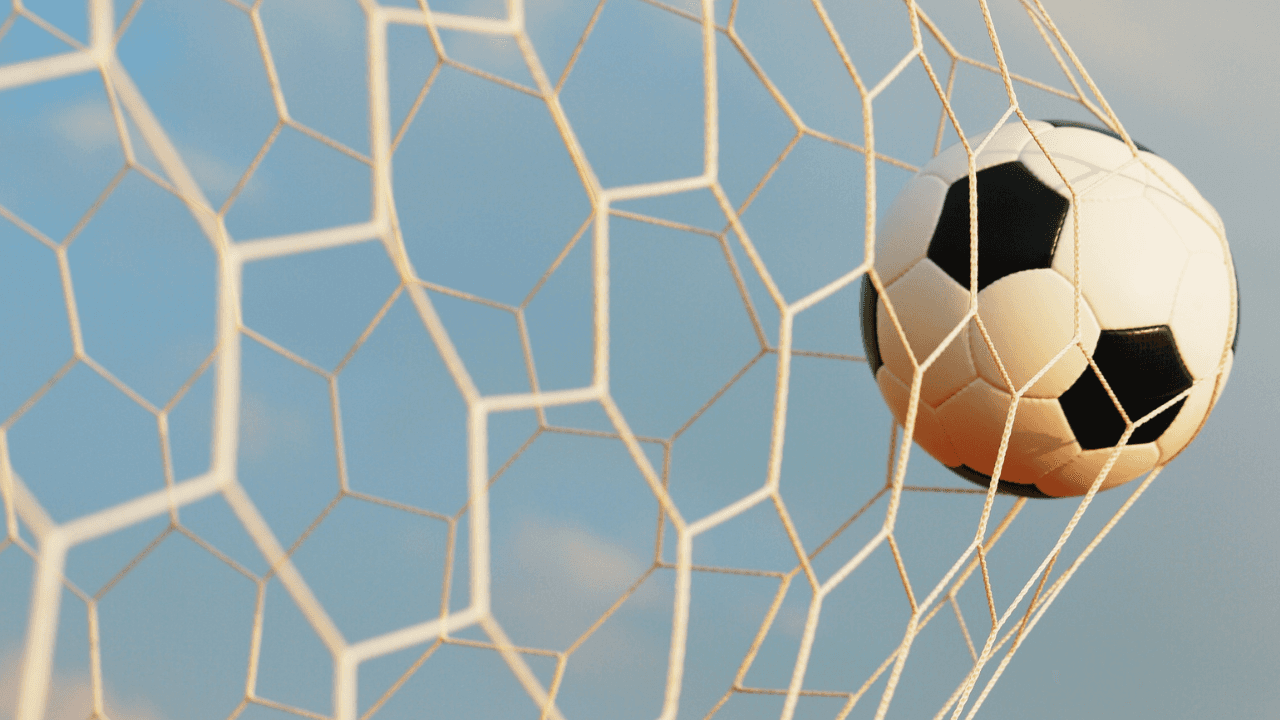 السرحان يتخطى الأهلي بأربعة أهداف دون مقابل في دوري المحترفين