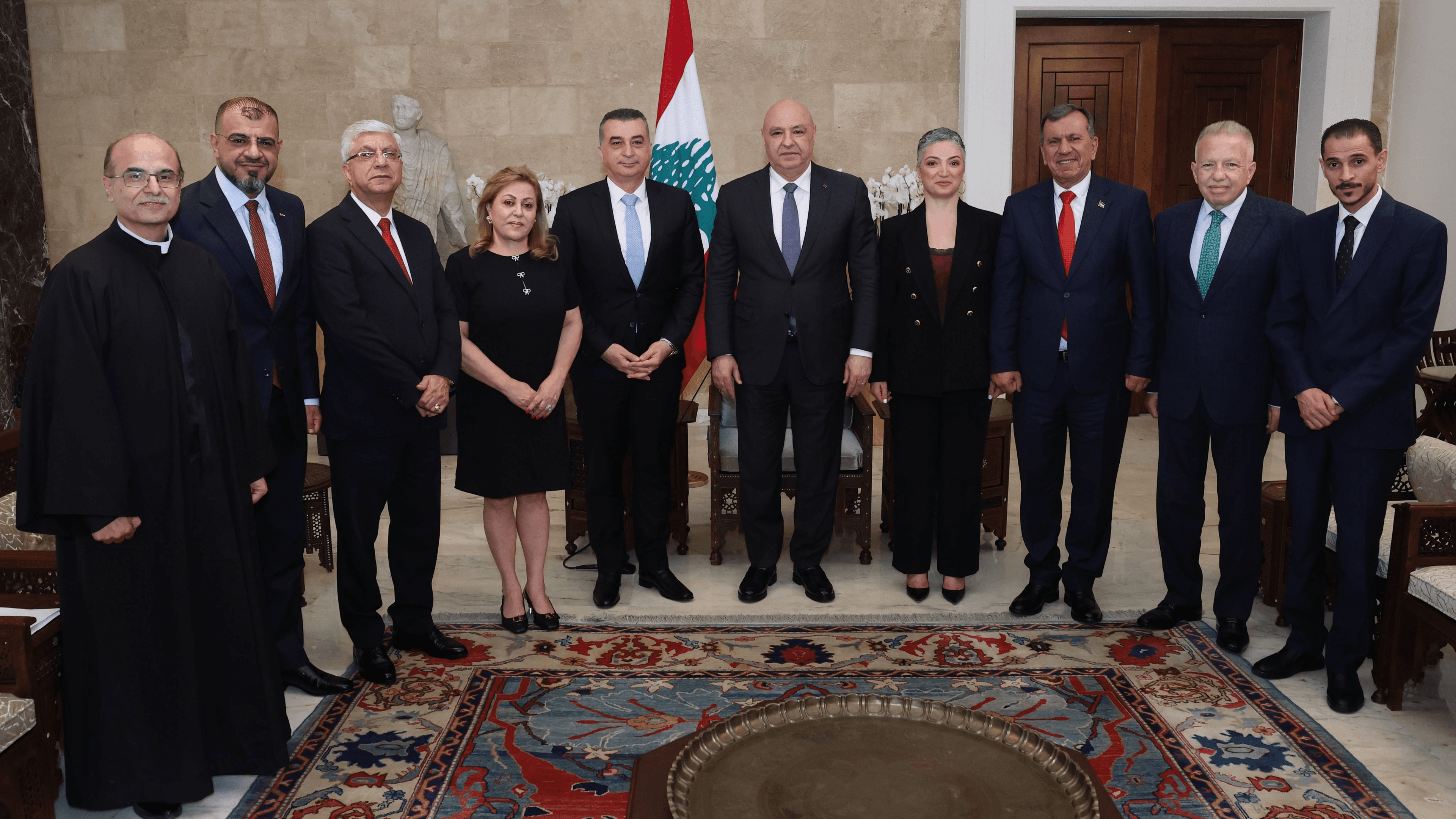 الرئيس اللبناني يؤكد عمق العلاقات التاريخية مع الأردن