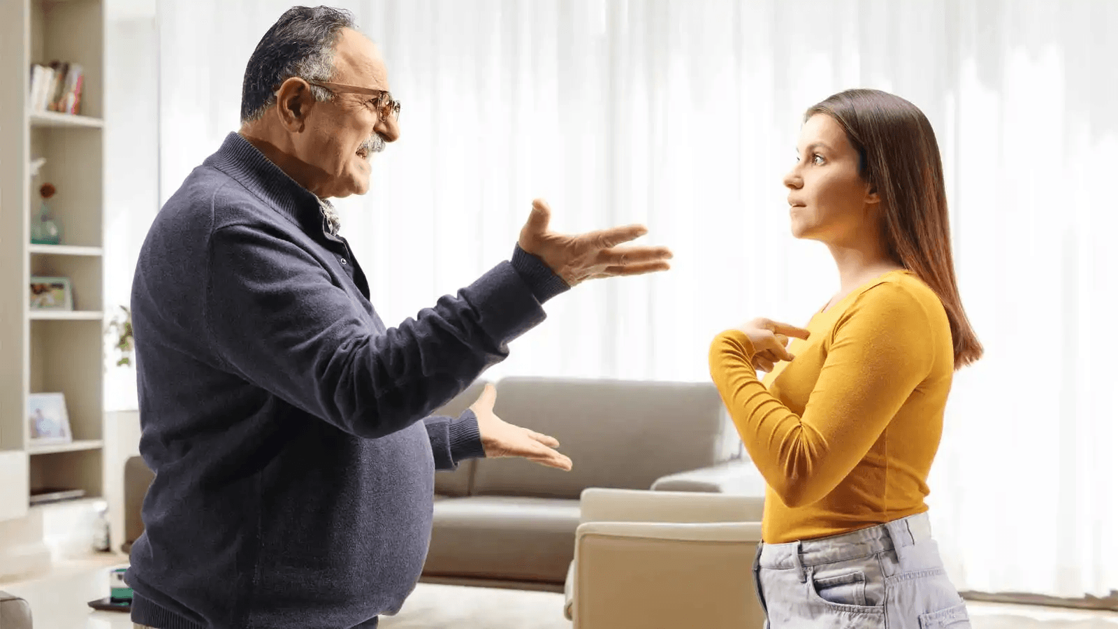 ظاهرة "الوالدين السامين".. كيف يسهم العلاج النفسي في تفكيك العائلات؟