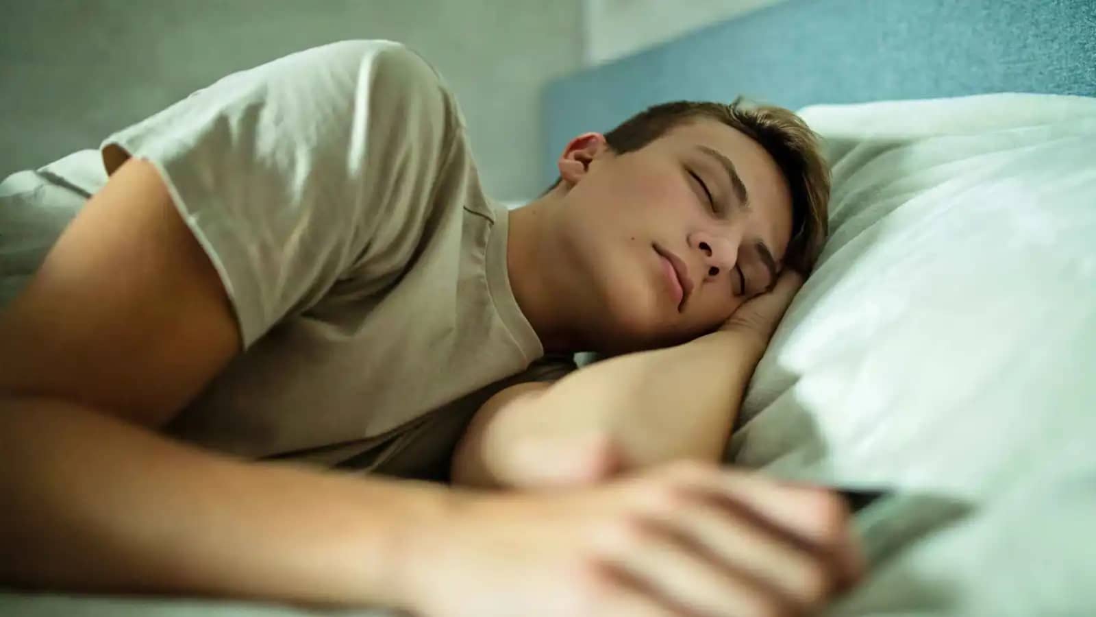 نوم المراهقين قبل العاشرة يحمي القلب مستقبلاً