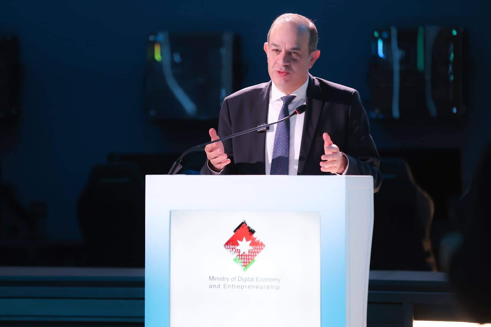 سميرات لـ"عين":  امتحان "التوجيهي" للعام القادم سيكون رقميا