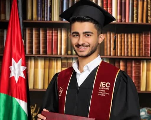 رحيل طالب الطب عون العدوان قبل أن يحقق حلمه بارتداء معطف الطبيب