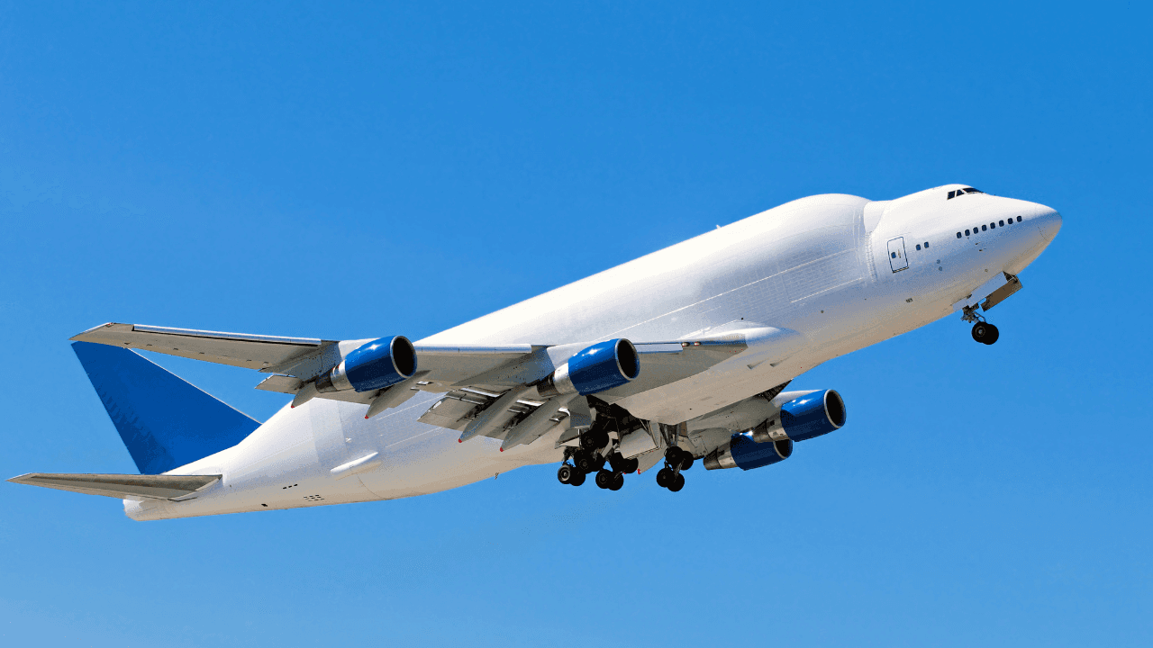 مصر تستأنف رحلاتها الجوية لعدد من العواصم والمدن العربية