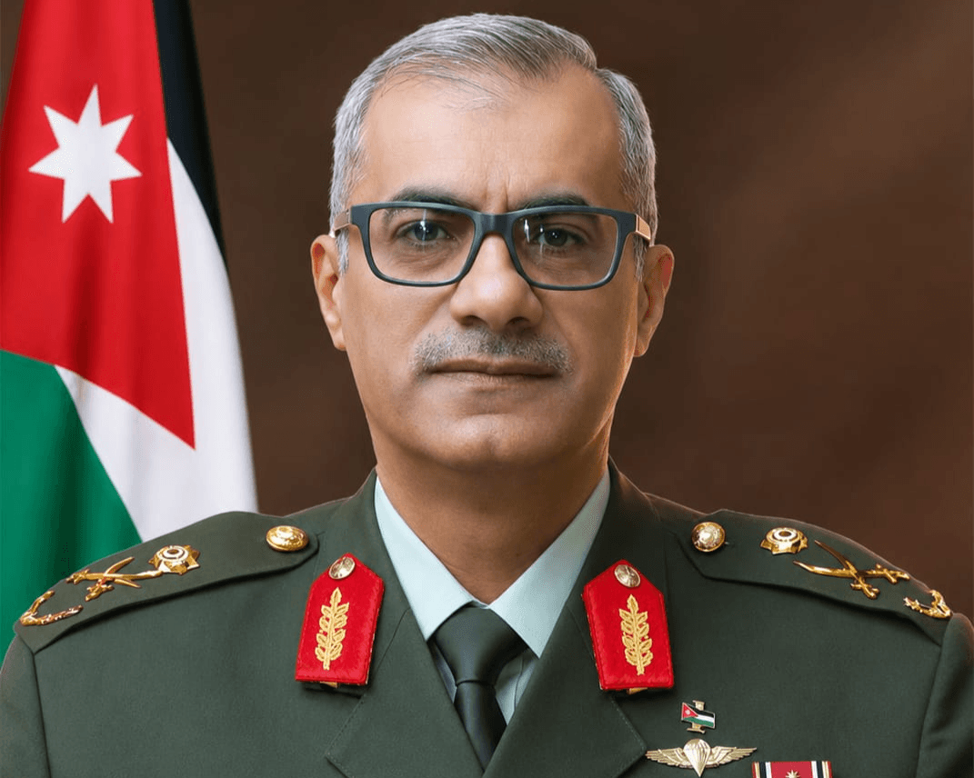 السيرة الذاتية لرئيس هيئة الأركان المشتركة اللواء مجدي الحراسيس