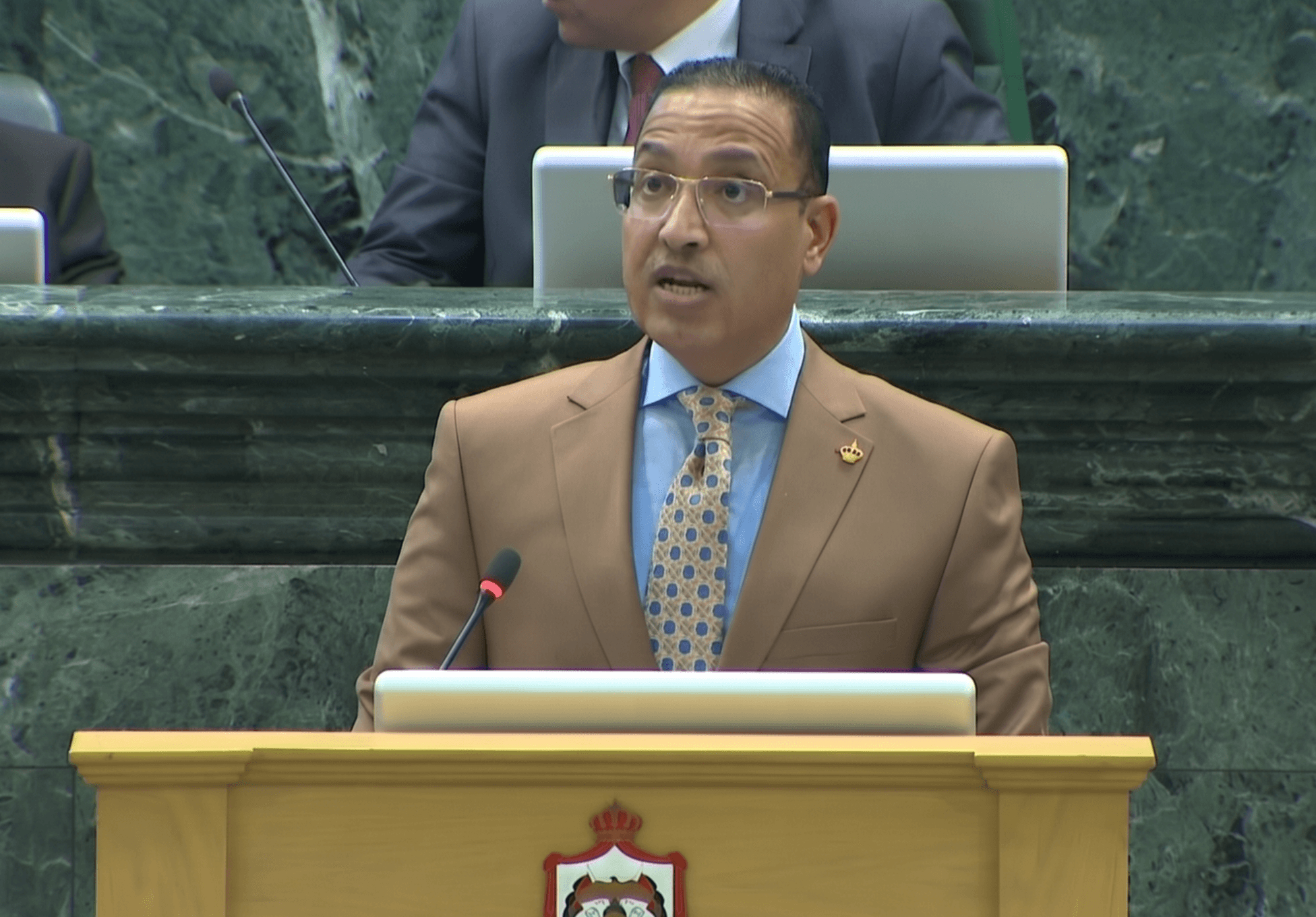 الديات: مشروع "الإدارة المحلية" يقيد حل المجالس المنتخبة بمدة لا تزيد على عام