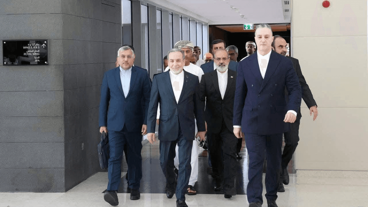 وصول الوفد الإيراني لبدء المباحثات مع واشنطن في سويسرا