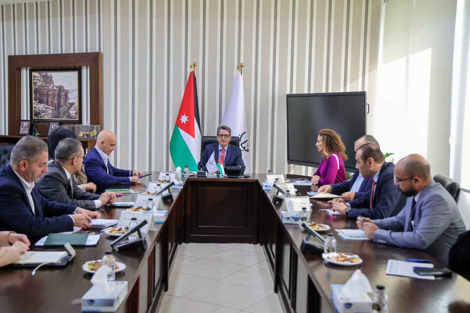 وزارة الشباب تعقد اجتماعًا لدراسة مشروع خصخصة أندية كرة القدم