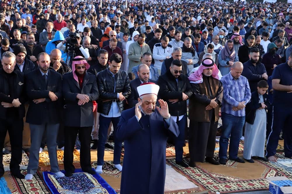 "الإفتاء": صلاة الجمعة لا تسقط إذا وافقت يوم العيد وواجب إقامتها