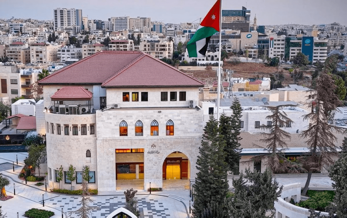 الحكومة تحظر مستودعات المتفجرات الخاصة بالصناعة وتحصرها في 3 مراكز رئيسية