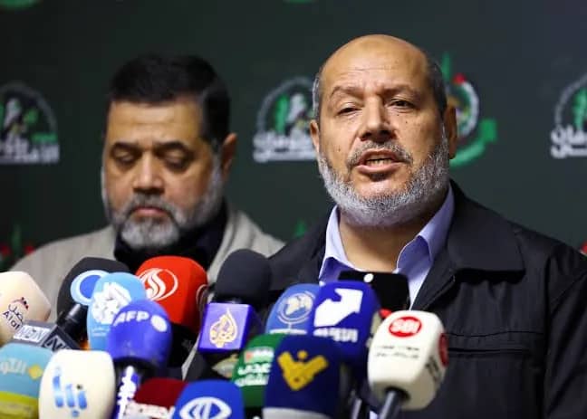 حماس ترفض تبنّي ميلادينوف رواية الاحتلال بشأن إدخال البضائع إلى غزة
