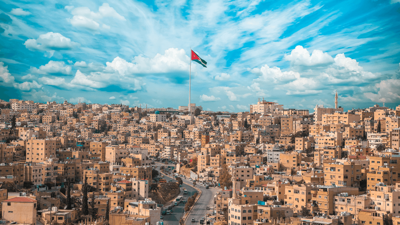 إدارة الأزمات لـ"عين": تحويل المركز إلى "قيادة وسيطرة" عند اعتبار أي حدث أزمة وطنية