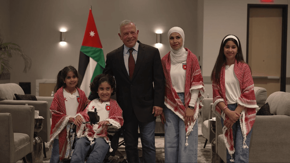 شهم يواجه مرضه بشجاعة.. الملك يدعو شهم لمتابعة مباراة النشامى بالمونديال