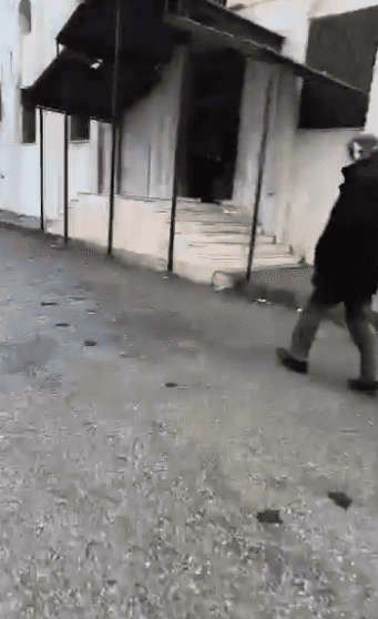 مصادر سورية: انفجار داخل مسجد في حي وادي الذهب بمدينة حمص