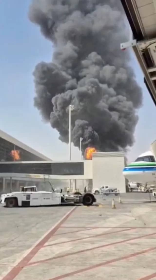 مصادر: تضرر طائرة سعودية إثر هجمات صاروخية حوثية على الرياض
