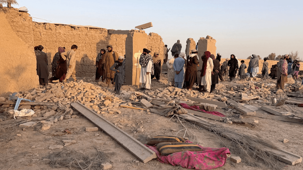 باكستان تعلن تنفيذ ضربات جوية داخل أفغانستان ومقتل 22 مسلحًا