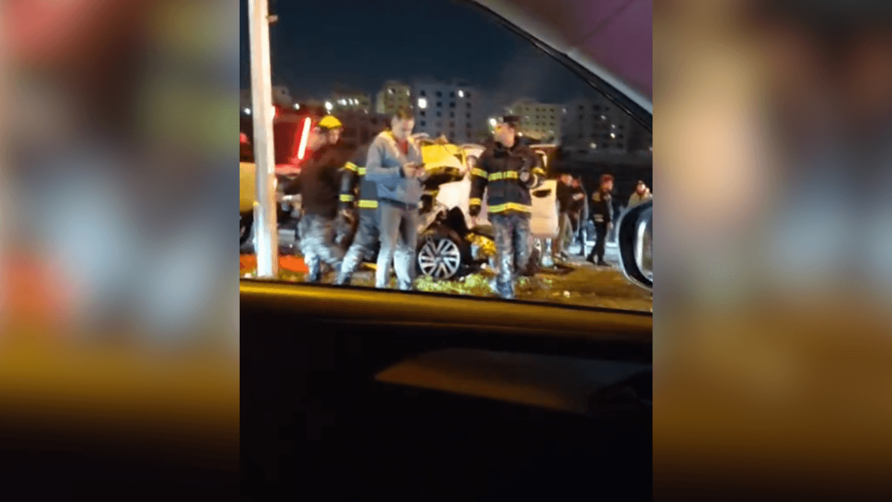 مصدر أمني: 8 إصابات بحادث سير في شارع الأردن - فيديو